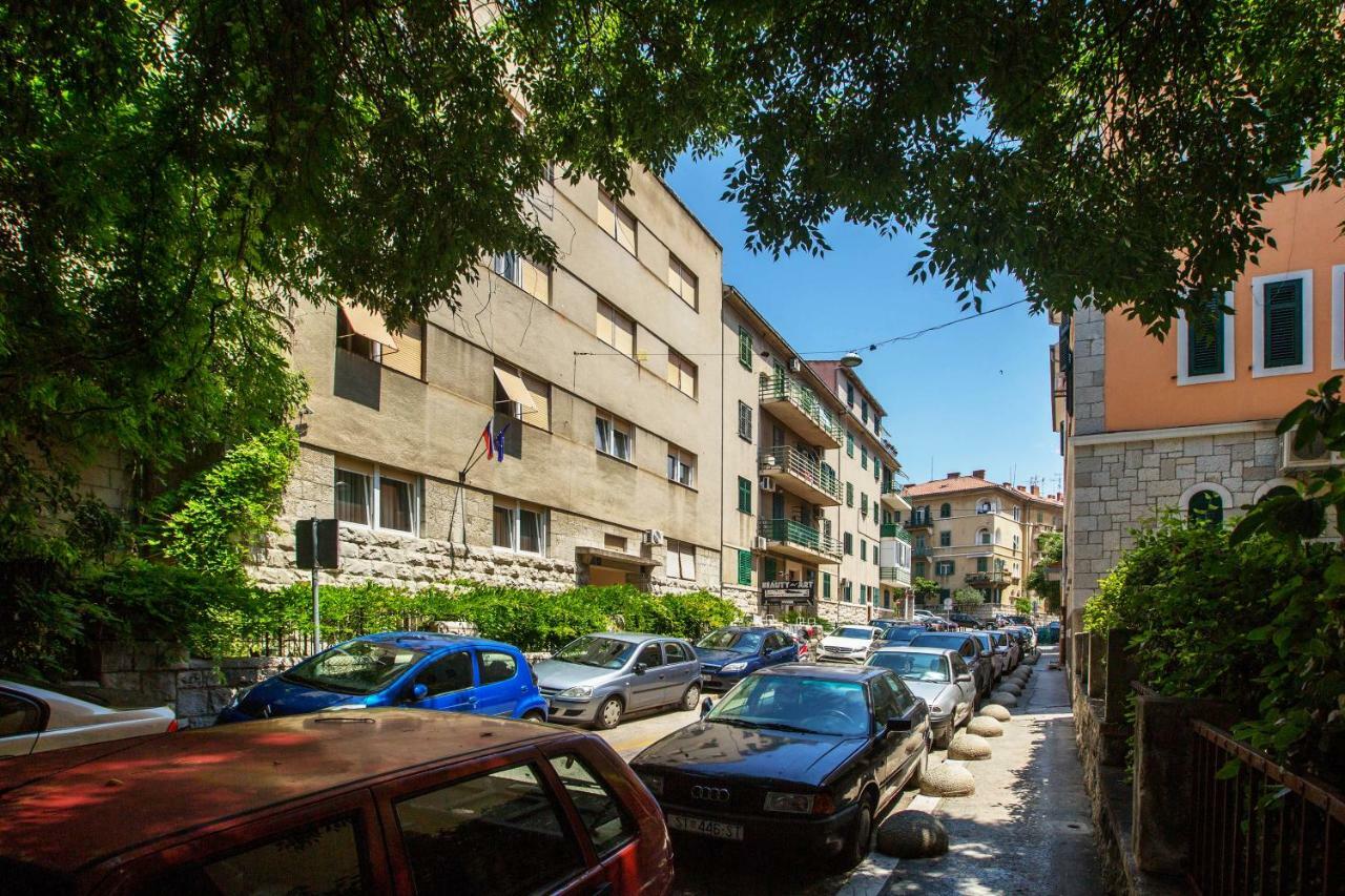 Centrino Apartment