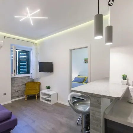Centrino Apartment Split Exterior photo